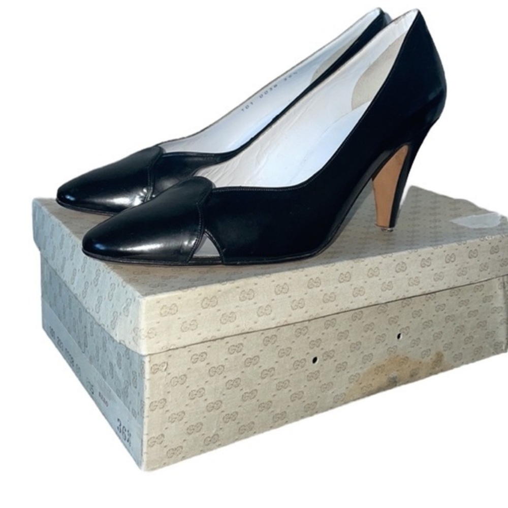 Authentic Gucci VINTAGE 1985 Black Heel Pumps Women’s Size 6.5